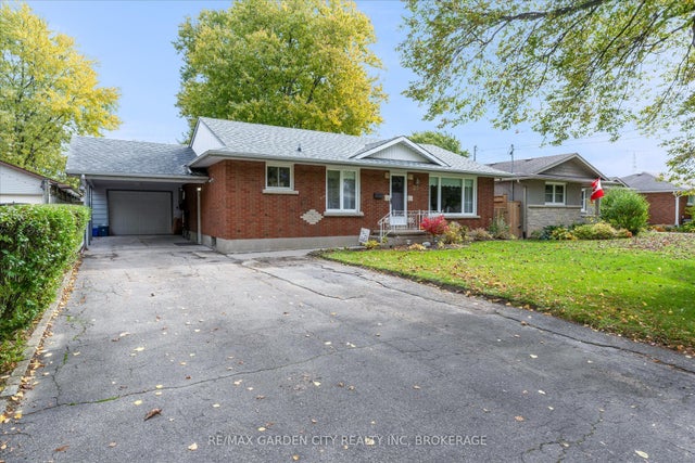 26 Howard Avenue, St. Catharines