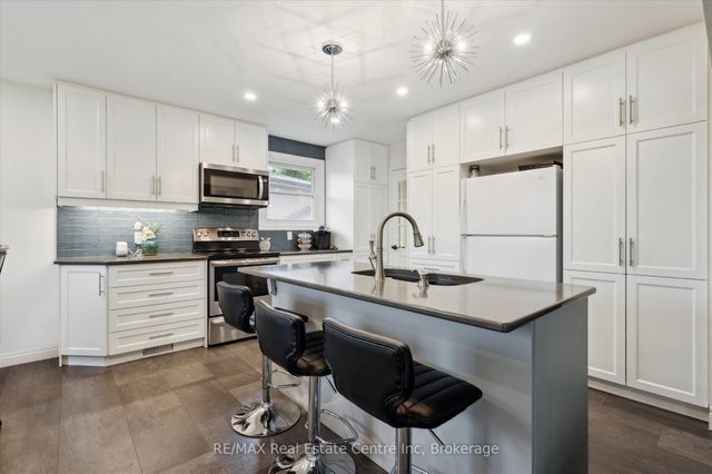 10 Villa Court, Hamilton