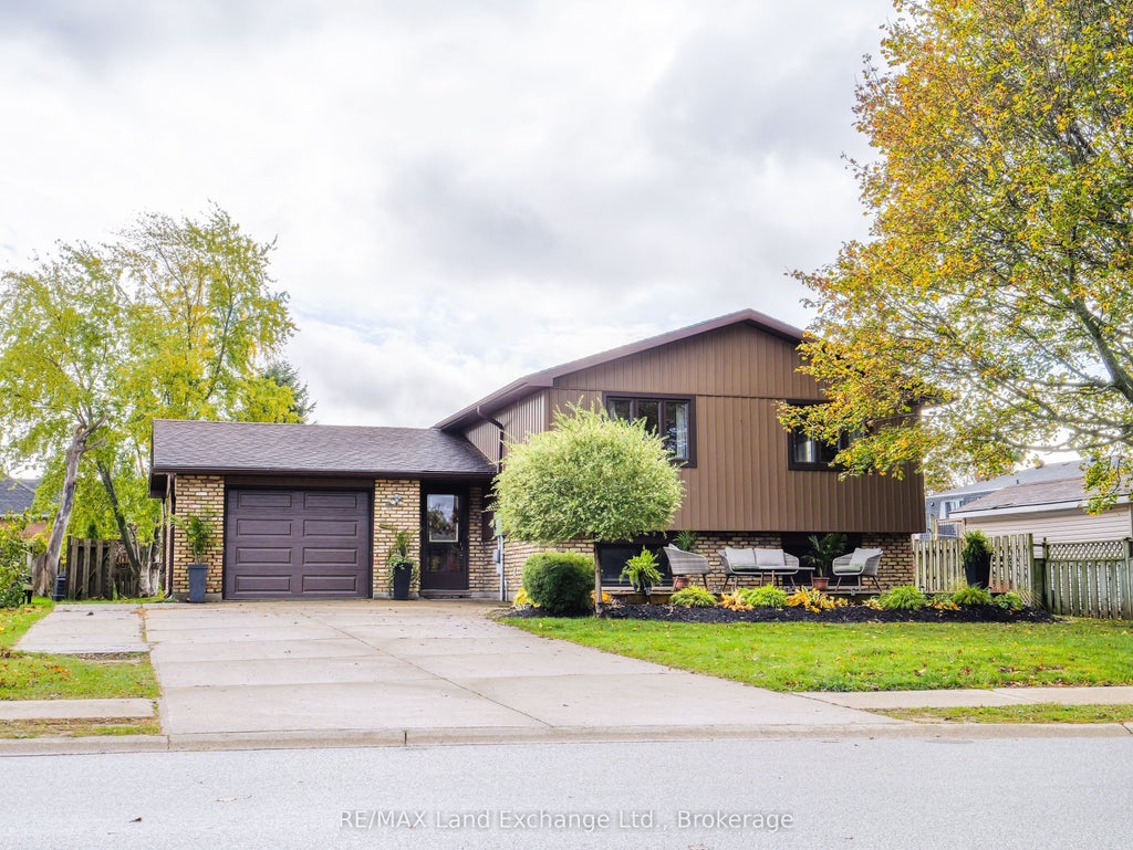 829 Highland Street, Saugeen Shores