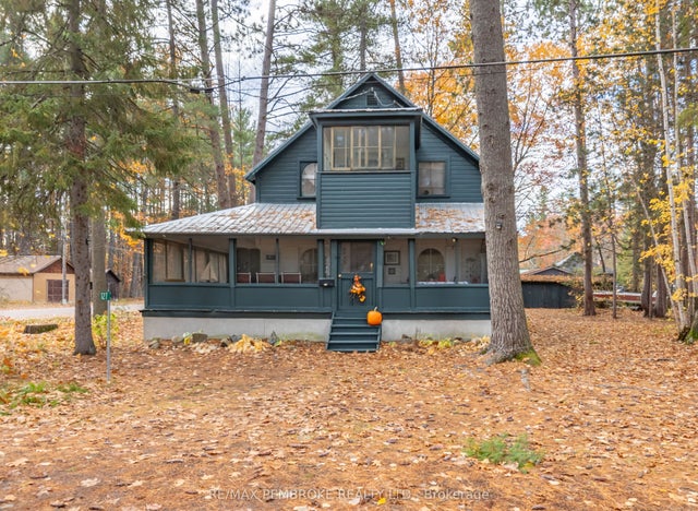 127 Alexandra Street, Petawawa