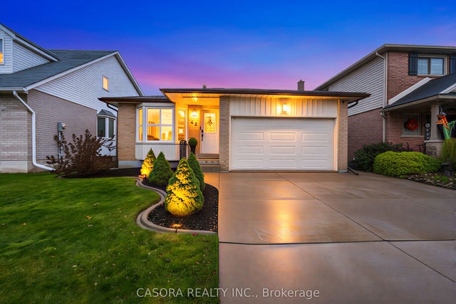 42 Sutton Court, Hamilton