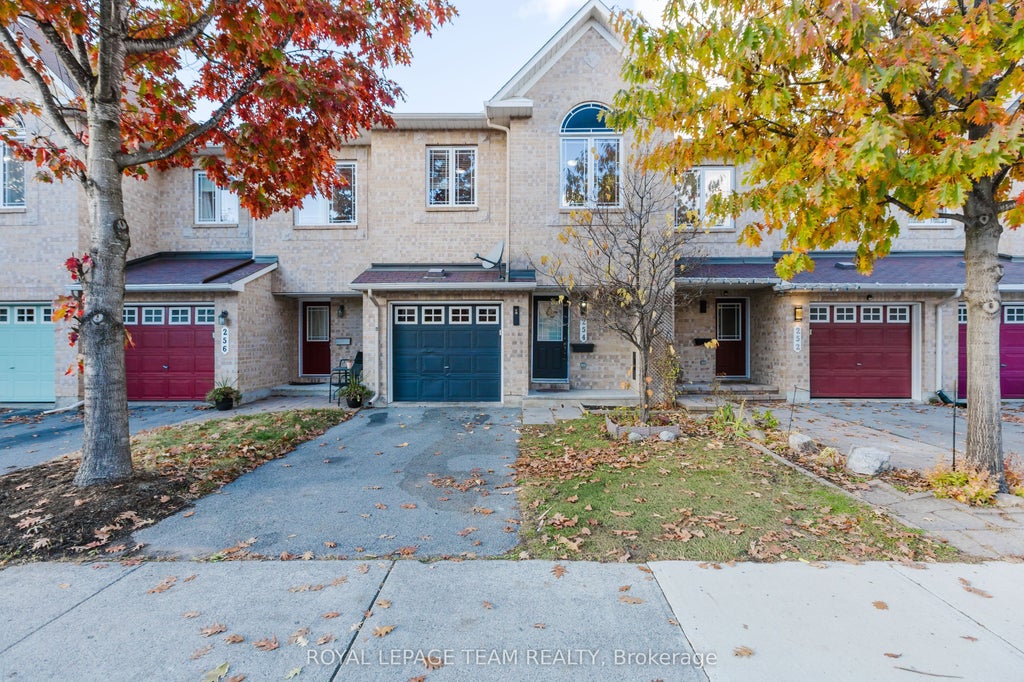254 Serena Way, Barrhaven