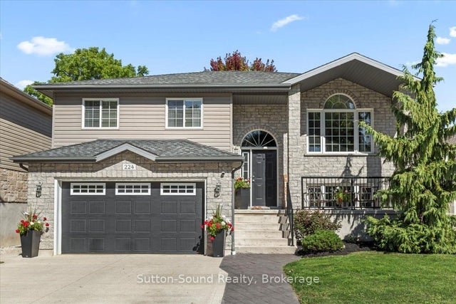 224 2nd Street W, Owen Sound