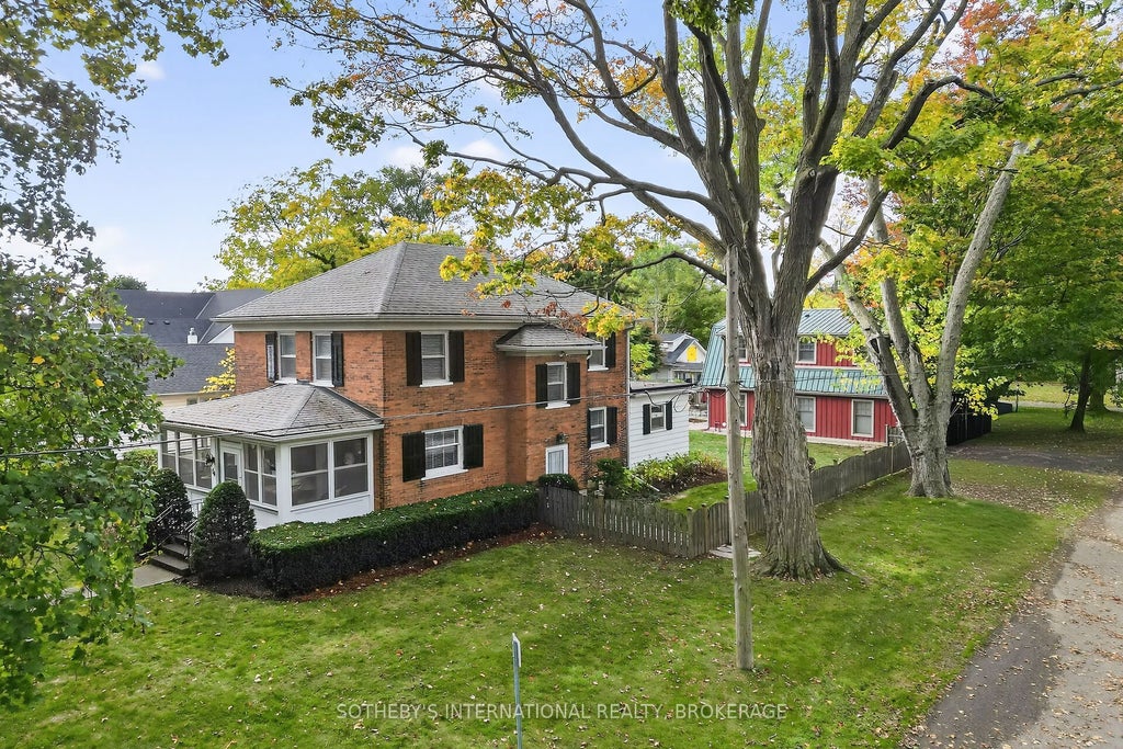 54 Platoff Street, Niagara-on-the-Lake