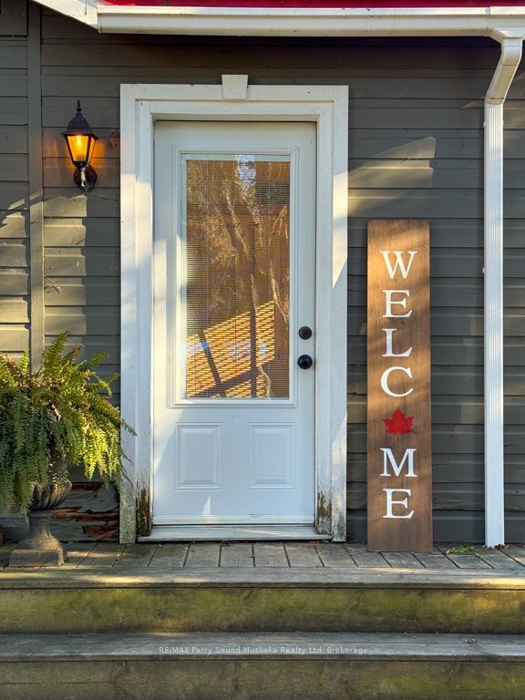 30 Church Street, Whitestone