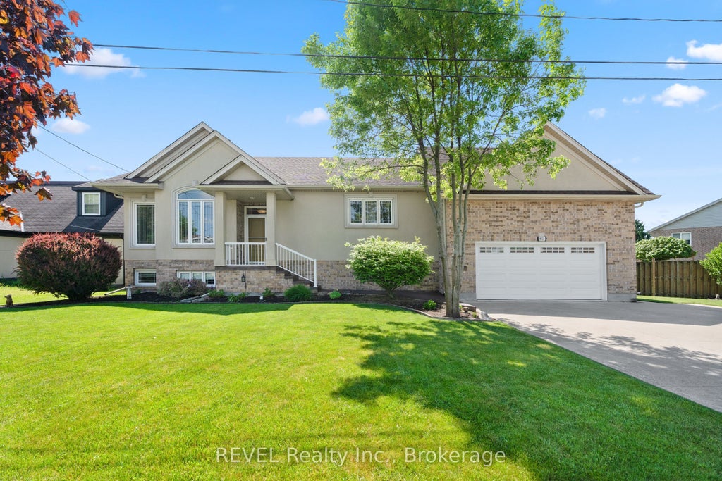 8028 Booth Street, Niagara Falls