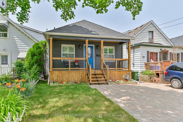 95 Houghton Avenue N, Hamilton
