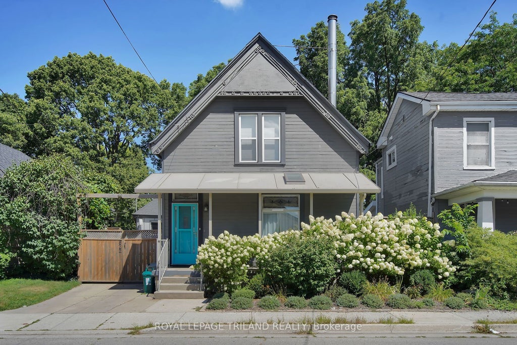 824 Stedwell Street, London East