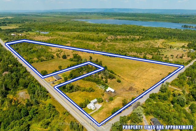 2106 Dunrobin Road, Kanata