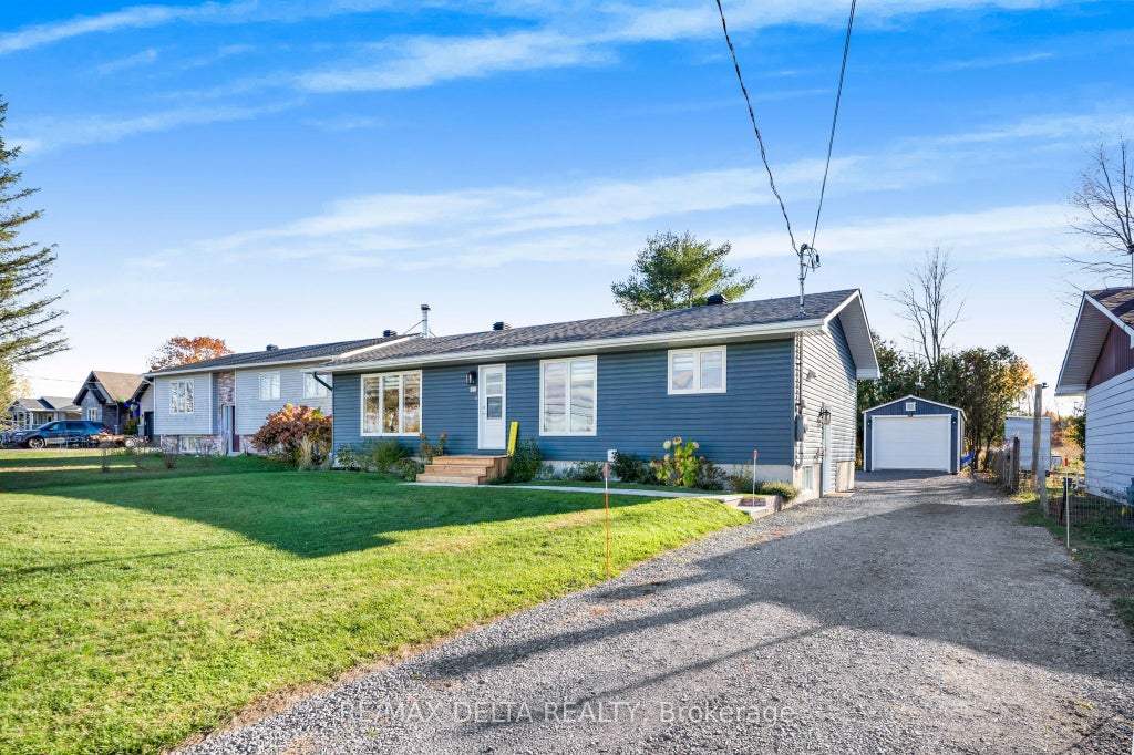 3676 Principale Street, Alfred and Plantagenet