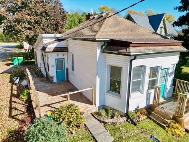 21866 Hagerty Road, Southwest Middlesex