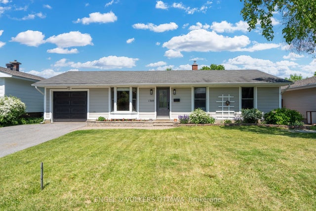 1369 Fontenay Crescent, Hunt Club - South Keys and Area