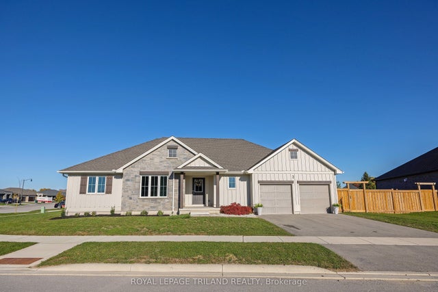 2 Feathers Crossing, St. Thomas