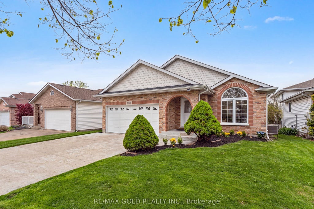 8163 Harvest Crescent, Niagara Falls