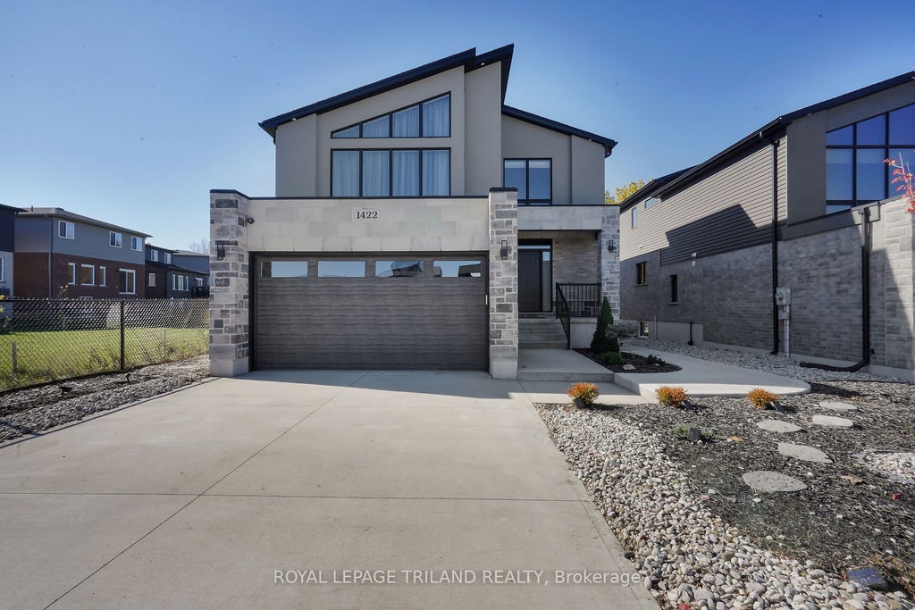 1422 Lawson Road, London North