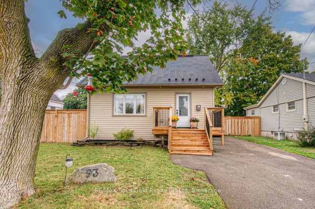 93 Alexander Drive, Brantford