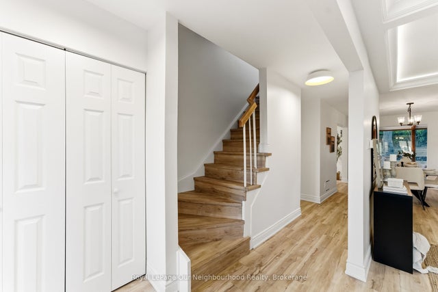 2552 Farmcrest Avenue, Peterborough