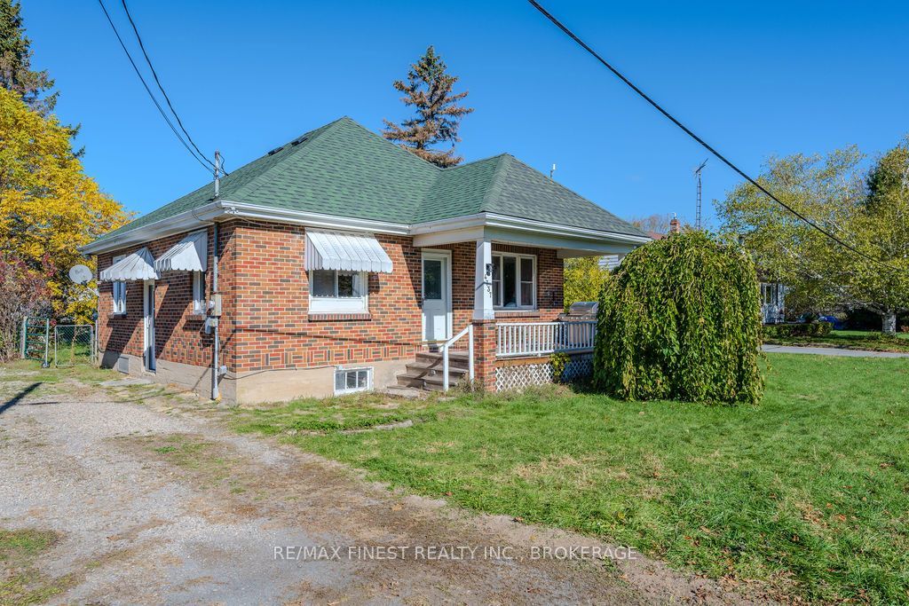 4737 Latimer Road, Frontenac