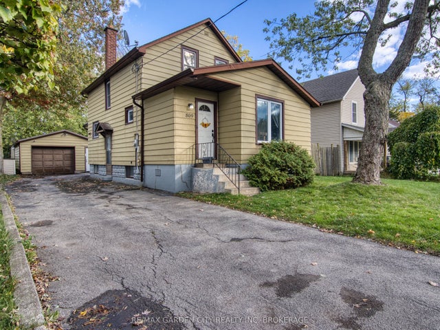 809 Steele Street, Port Colborne