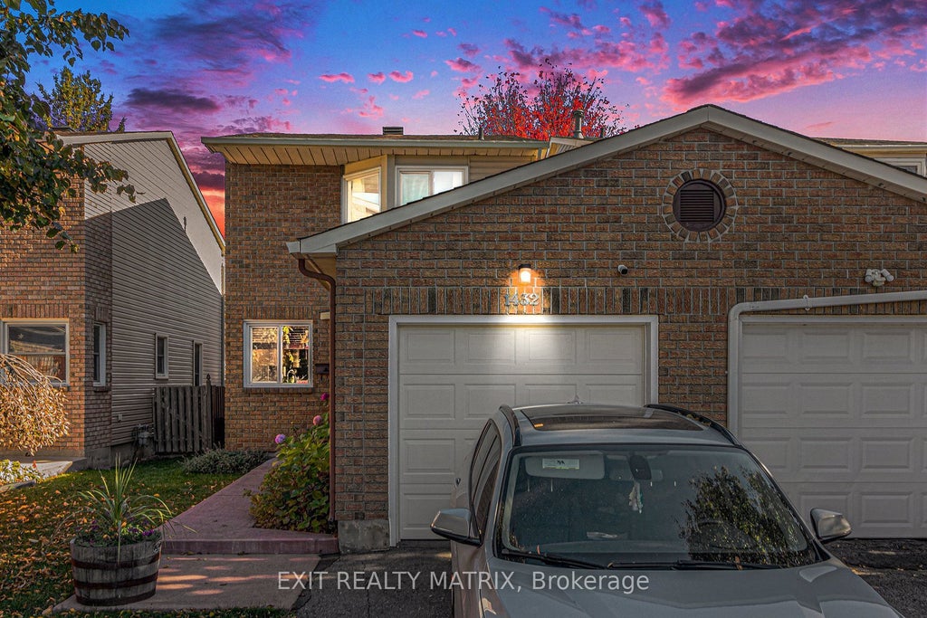 1432 Deavy Way E, Orleans - Cumberland and Area