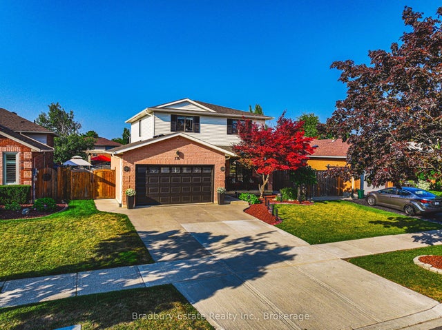 176 Highland Road W, Hamilton