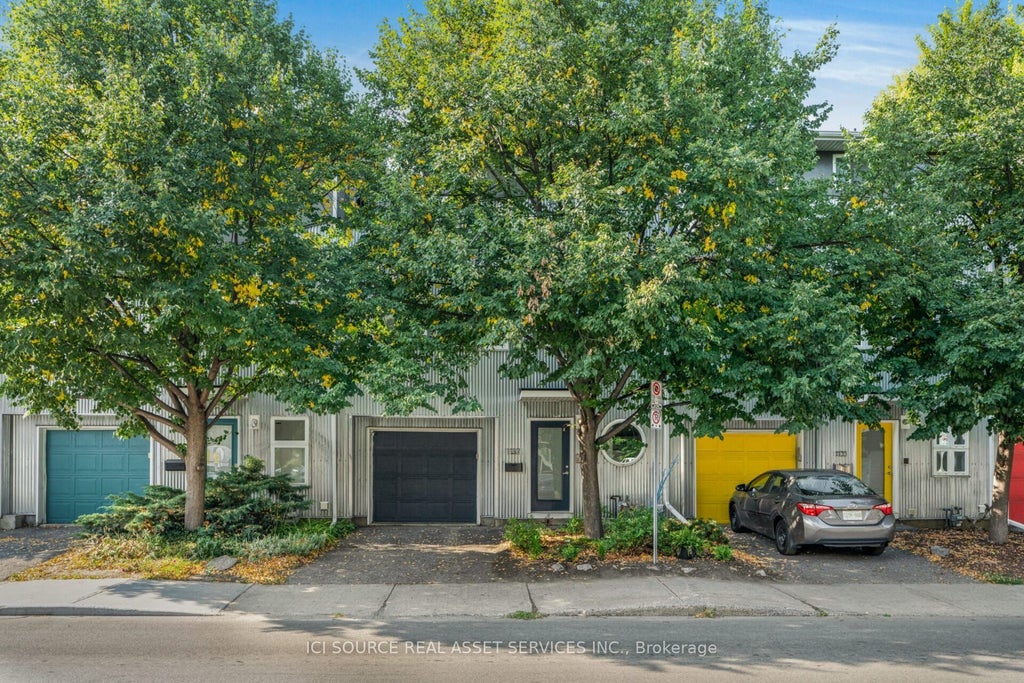 1137 Gladstone Avenue, West Centre Town