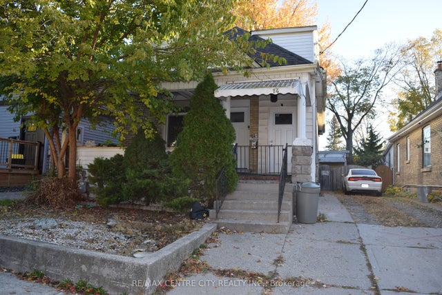 14 Kitchener Avenue, London East