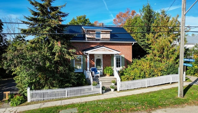 1140 Heritage Line, Otonabee-South Monaghan