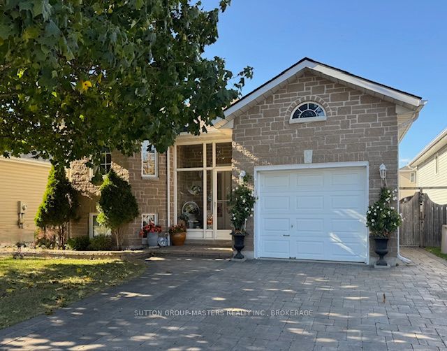 1453 Birchwood Drive, Kingston