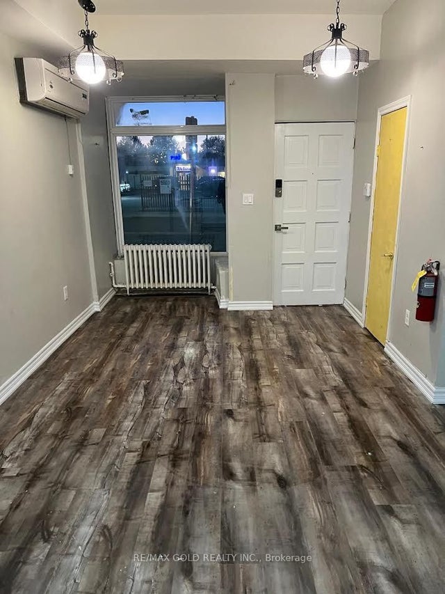 78 Geneva Street 4 (front), St. Catharines