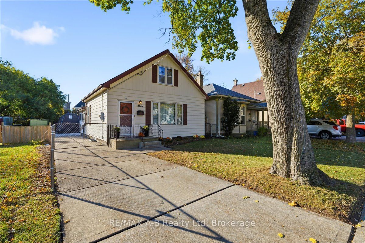 Photo of Listing #X12491868