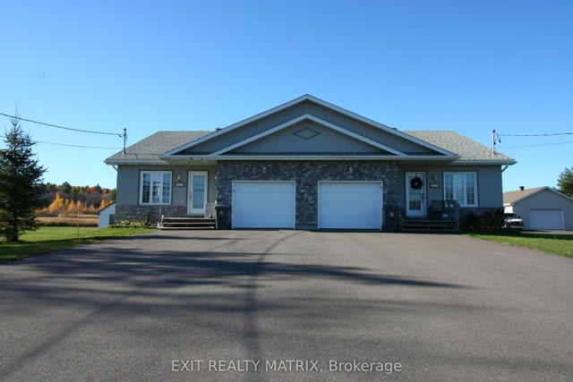 3532-3534 Front Road, East Hawkesbury
