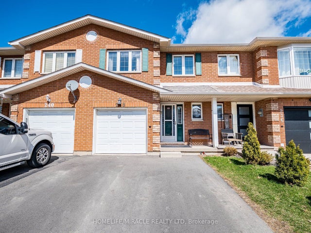 238 Candlewood Drive, Hamilton