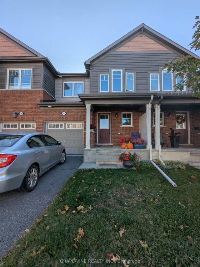 582 Meadowcreek Circle, Kanata
