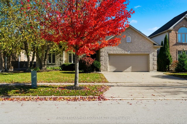 81 Timber Creek Crescent, Pelham