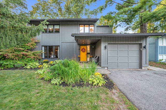 22 Inuvik Crescent, Kanata