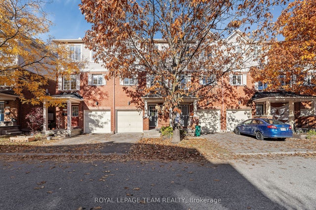 90 Edenvale Drive 229, Kanata