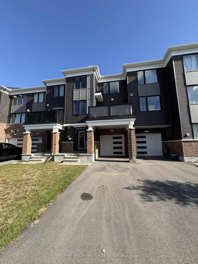 245 Atima Circle, Barrhaven