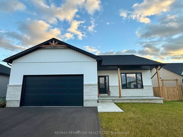 18 Durant Street, Petawawa