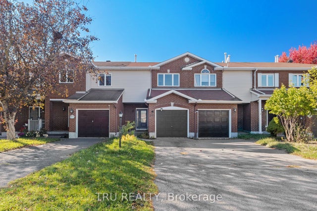 244 Stoneway Drive, Barrhaven