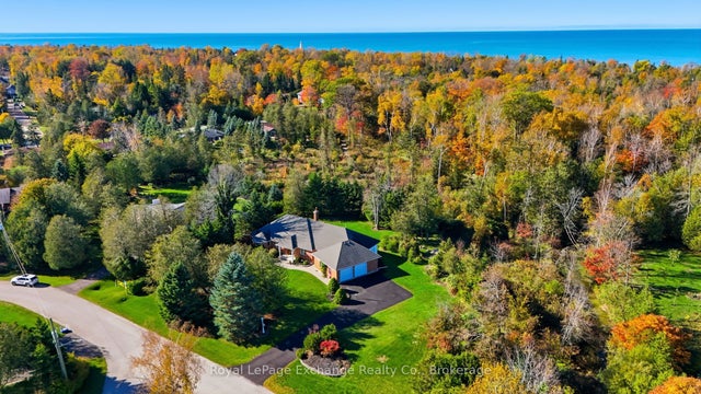 115 Deerhurst Drive, Huron-Kinloss