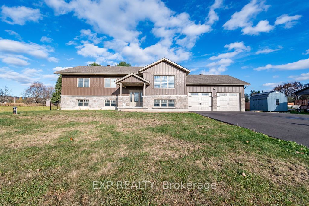 20 Riverdale Street, Whitewater Region
