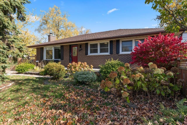 106 Laurentian Drive N, London East