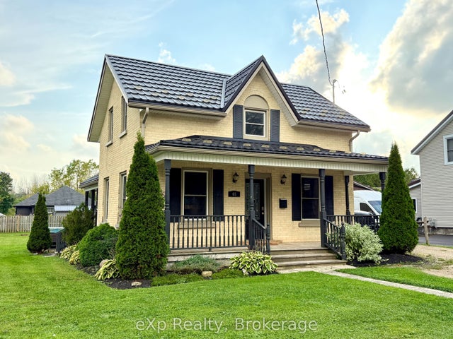 65 Elora Street N, Minto