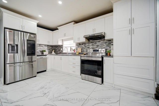 201 Emerson Avenue, London South