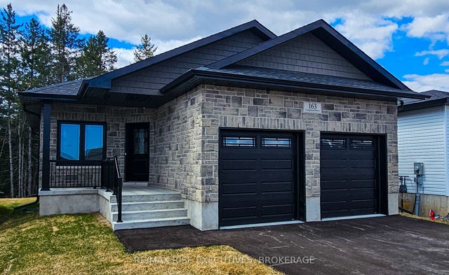 173 Creighton Drive, Loyalist