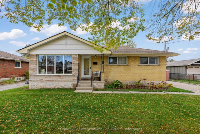 216 Metcalfe Street, Guelph