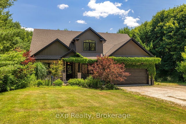 45372 Davies Street, Huron East