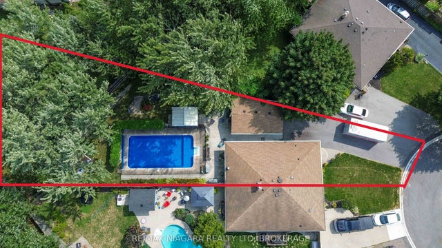 8 Huntingwood Gate, St. Catharines