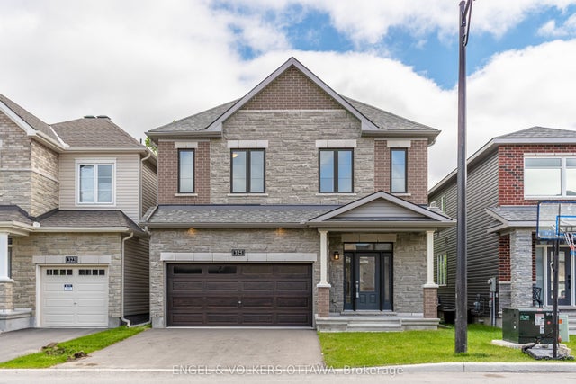 325 Elsie Macgill Walk, Kanata